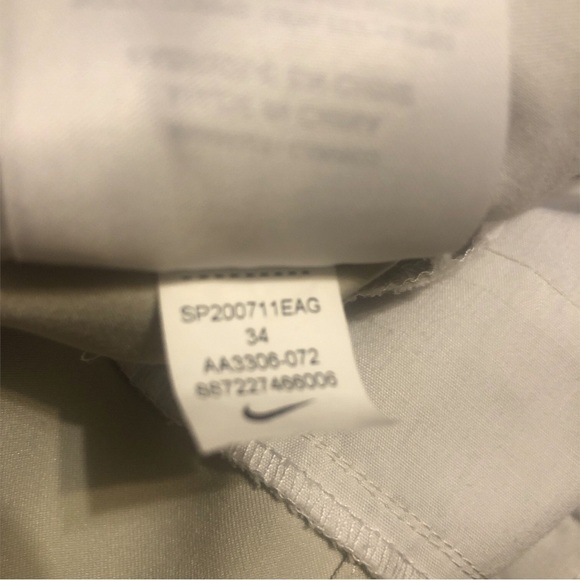 Nike Dri Fit Shorts Standard Fit Flat Front White Activewear Golfing Classic 34 - Picture 7 of 7